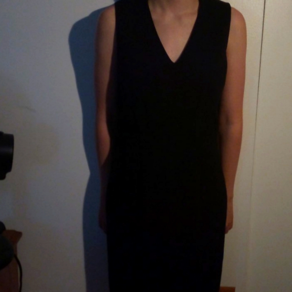 Dress - Picture 1 of 3